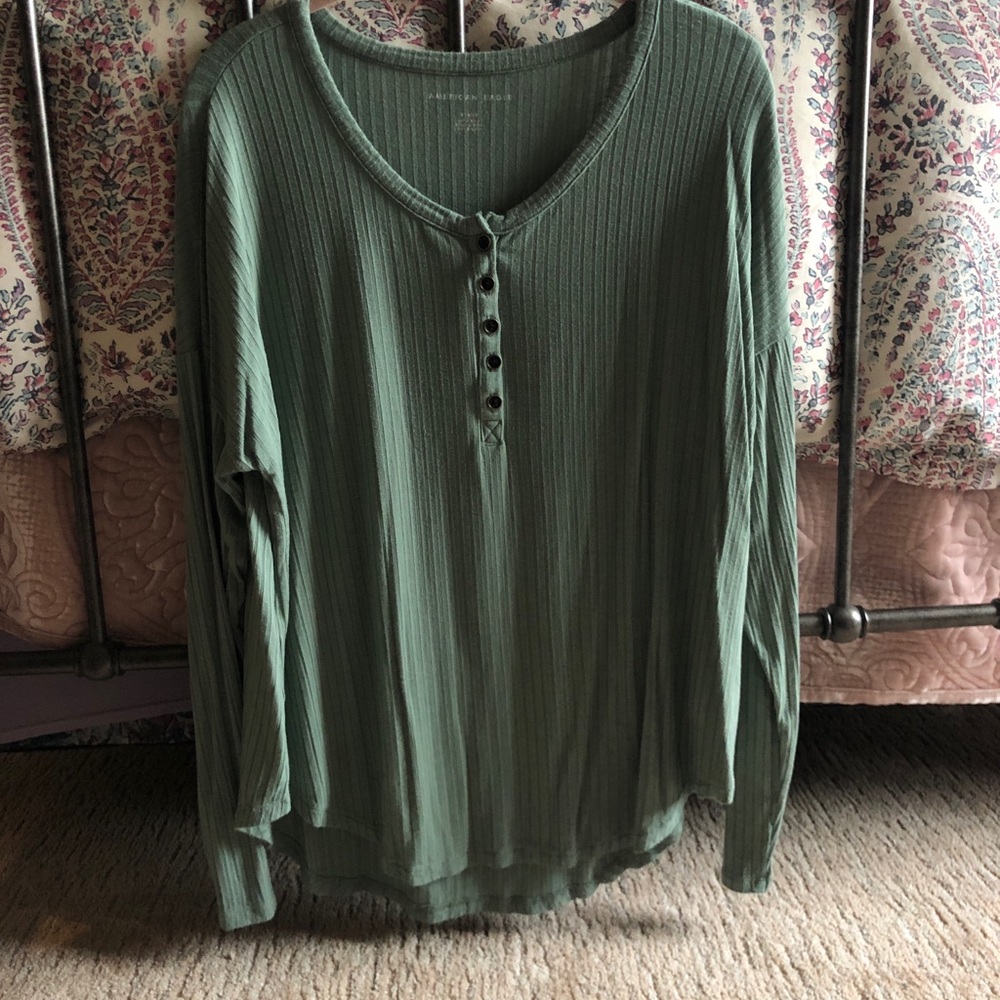 American eagle button top